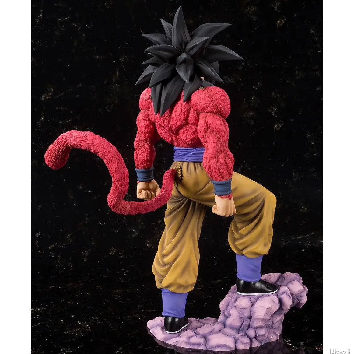 Goku Super Saiyan 4 - Dragon Ball GT